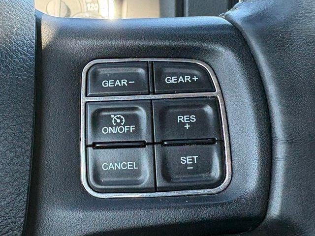 2017 RAM 1500 SLT