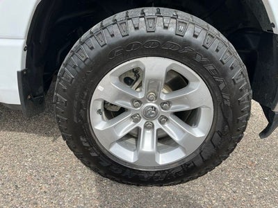 2023 RAM 1500 Laramie Crew Cab 4x4 5'7' Box