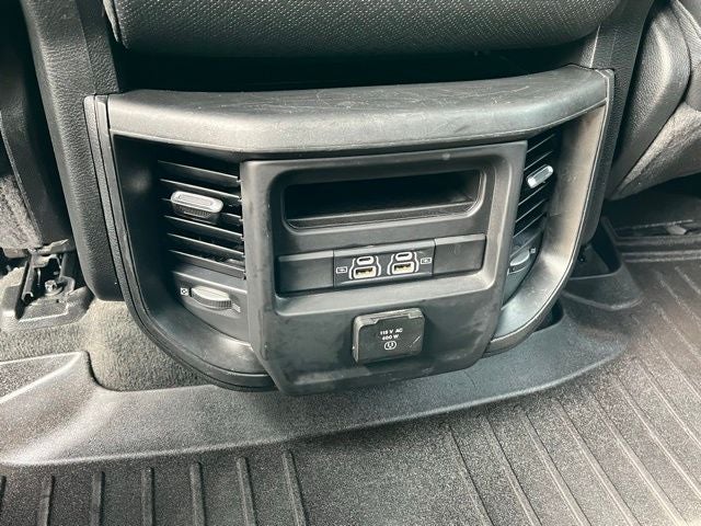 2023 RAM 1500 Laramie Crew Cab 4x4 5'7' Box