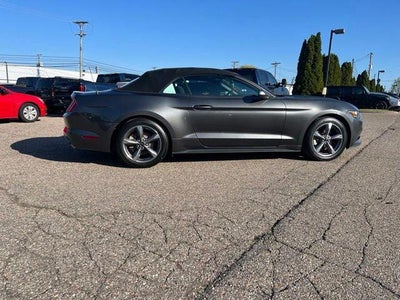 2017 Ford Mustang V6