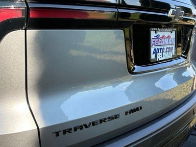 2024 Chevrolet Traverse AWD LT