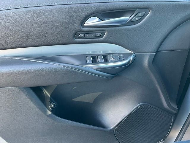 2023 Cadillac XT4 FWD Premium Luxury