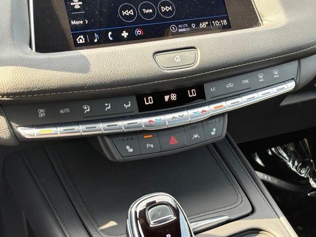2023 Cadillac XT4 AWD Premium Luxury