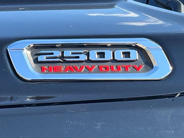 2022 RAM 2500 Big Horn Regular Cab 4x4 8' Box