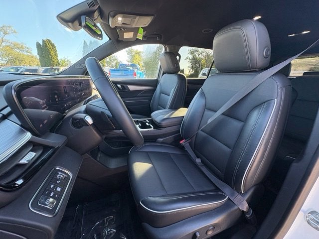 2025 Buick Enclave Preferred FWD