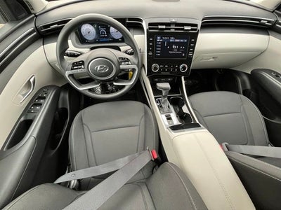 2024 Hyundai TUCSON SE