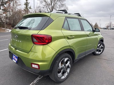 2022 Hyundai VENUE SEL