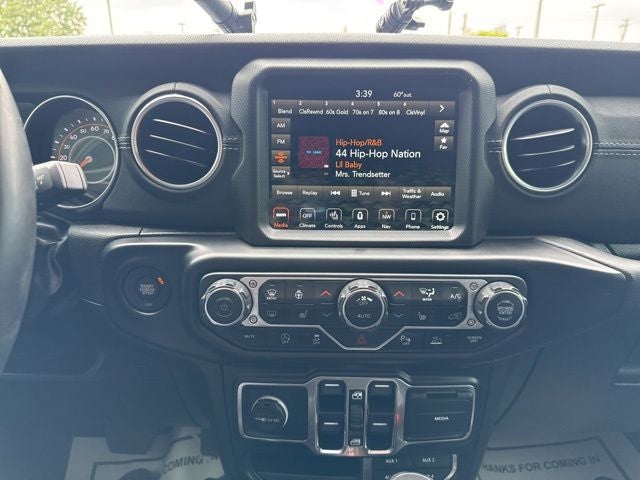 2022 Jeep Gladiator Overland