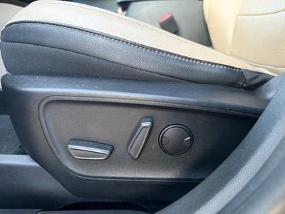 2020 Ford Escape Hybrid Titanium