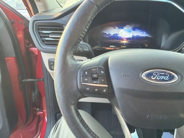 2020 Ford Escape Hybrid Titanium