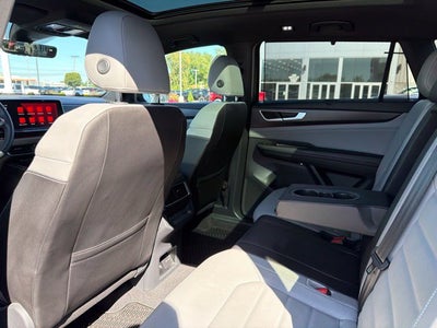 2025 Volkswagen Atlas Cross Sport 2.0T SEL