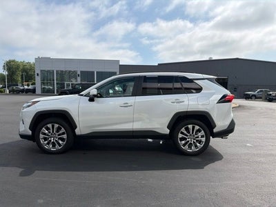 2025 Toyota RAV4 XLE Premium