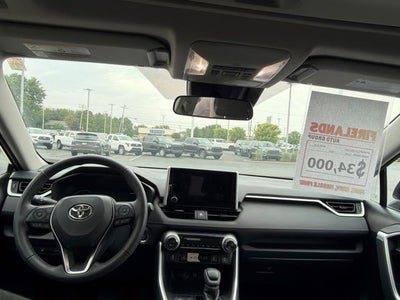 2024 Toyota RAV4 XLE
