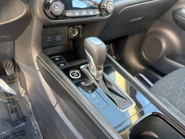 2022 Nissan Kicks SV