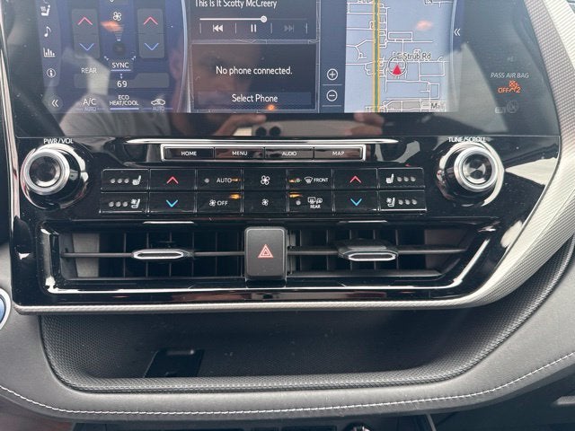 2021 Toyota Highlander Hybrid Platinum