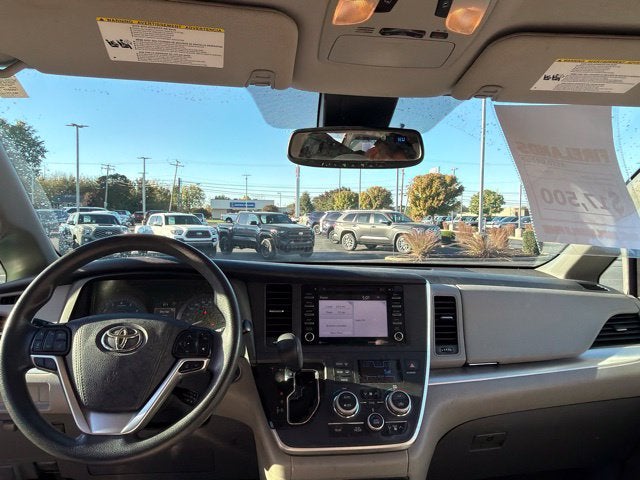 2020 Toyota Sienna LE 8 Passenger