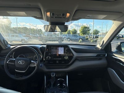 2022 Toyota Highlander Hybrid Limited
