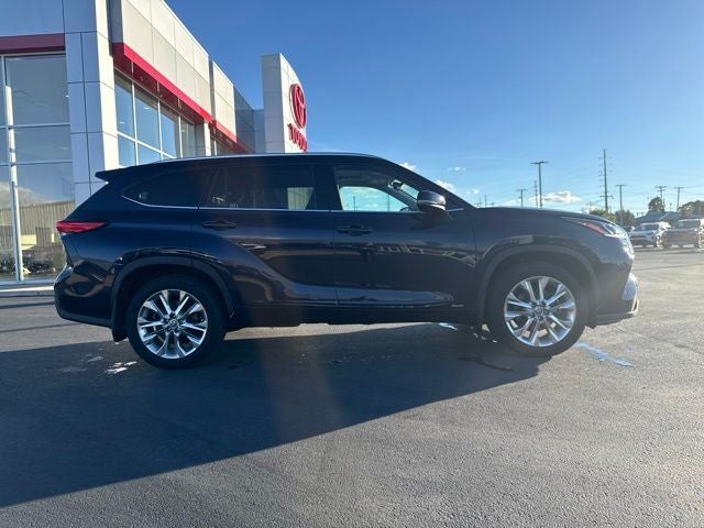 2022 Toyota Highlander Hybrid Limited