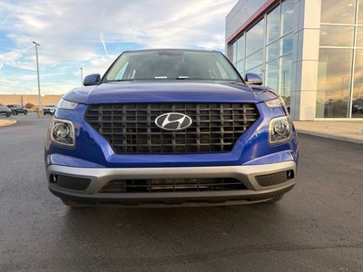 2023 Hyundai VENUE SE
