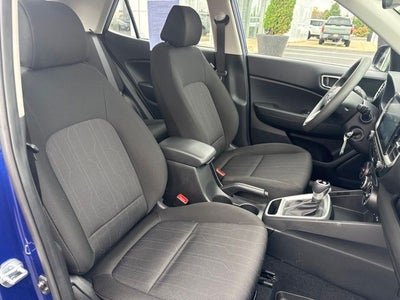 2023 Hyundai VENUE SE