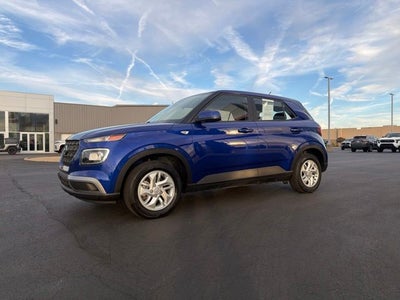 2023 Hyundai VENUE SE