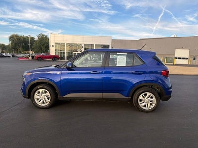 2023 Hyundai VENUE SE