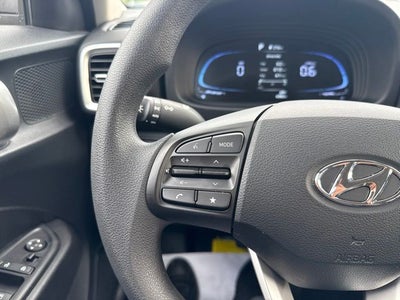2025 Hyundai VENUE SE