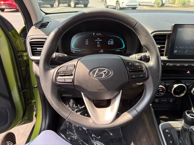 2024 Hyundai VENUE SEL