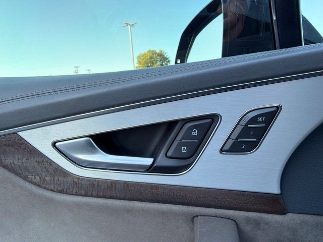 2019 Audi Q7 55 Prestige quattro