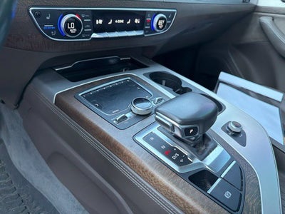 2019 Audi Q7 55 Prestige quattro