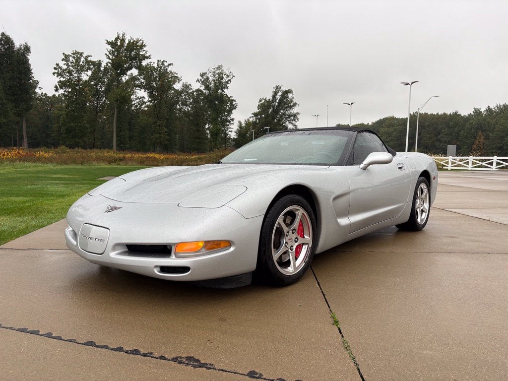 2003 Chevrolet Corvette Base