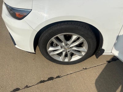 2017 Chevrolet Malibu LT 1LT