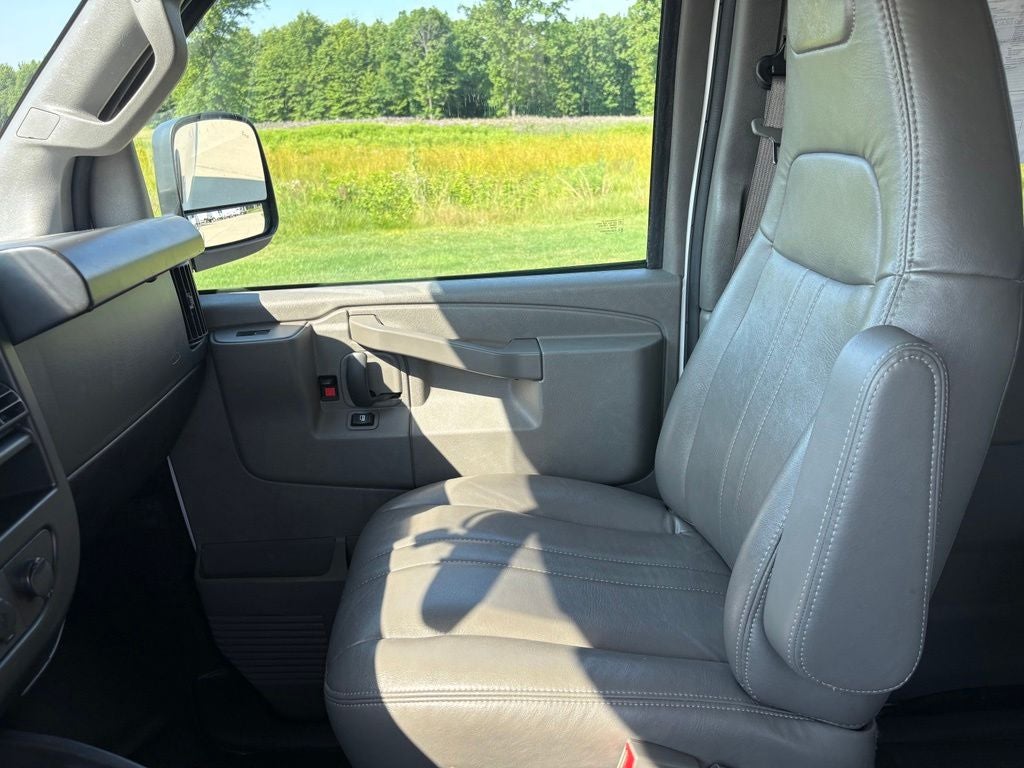 2023 Chevrolet Express 3500 LS Passenger