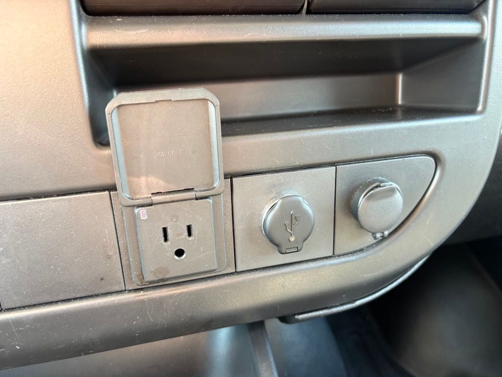 2023 Chevrolet Express 3500 LS Passenger