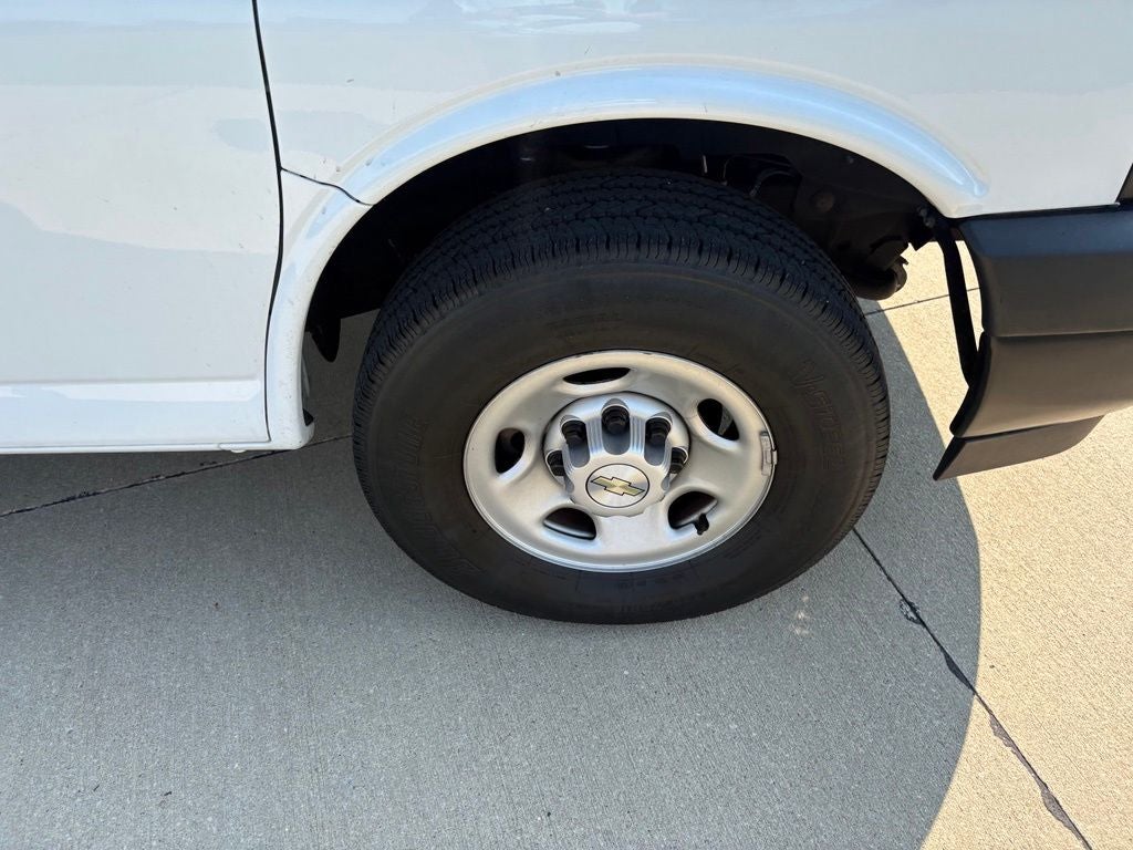 2023 Chevrolet Express 3500 LS Passenger