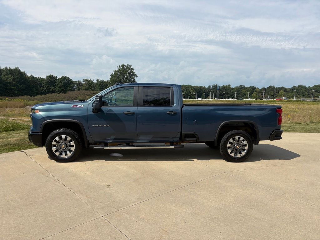 2024 Chevrolet Silverado 2500HD Custom