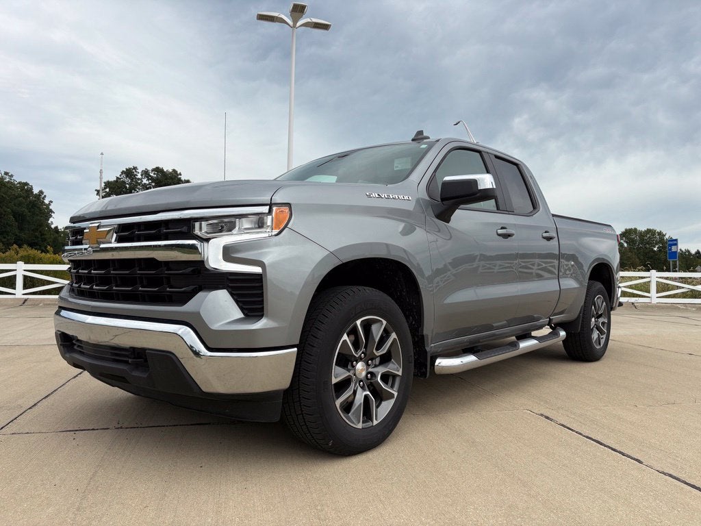 2025 Chevrolet Silverado 1500 LT LT1
