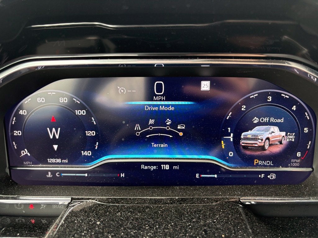 2025 Chevrolet Silverado 1500 LT LT1