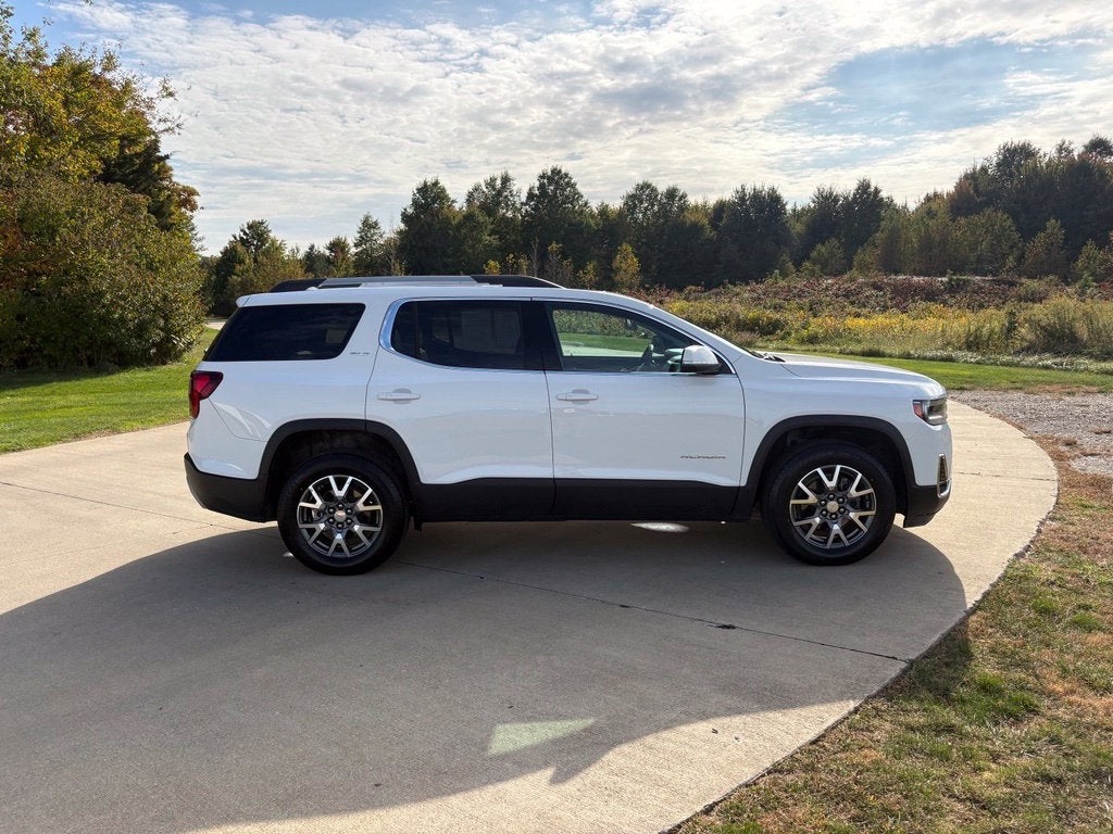 2023 GMC Acadia SLT