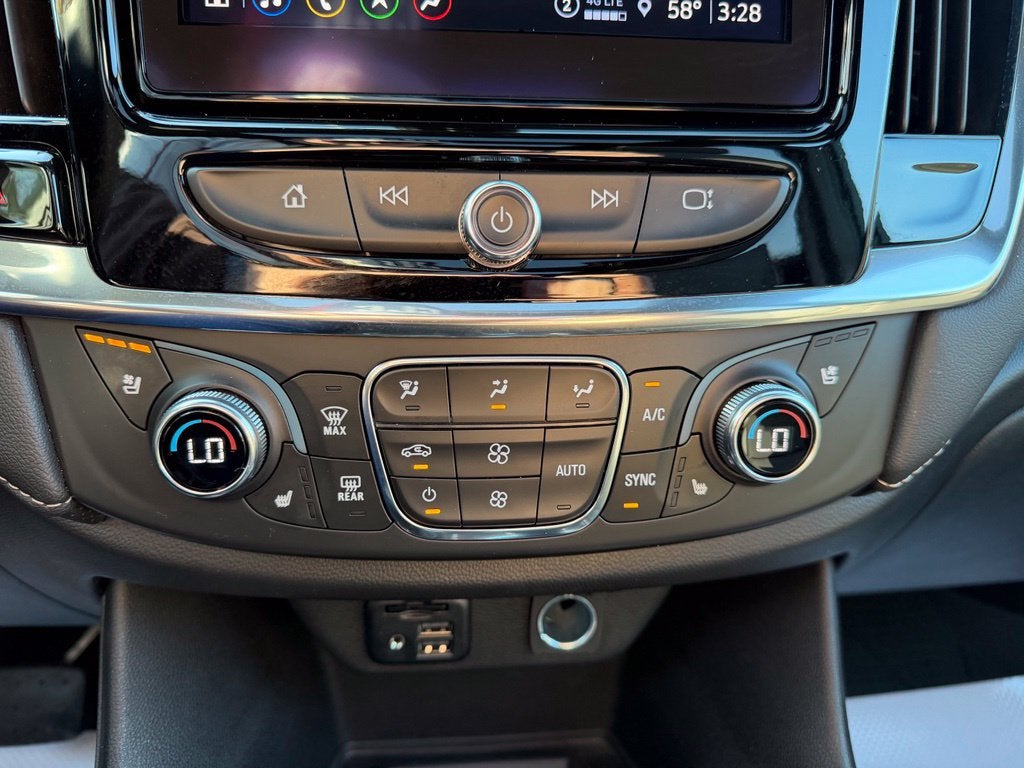 2023 Chevrolet Traverse Premier