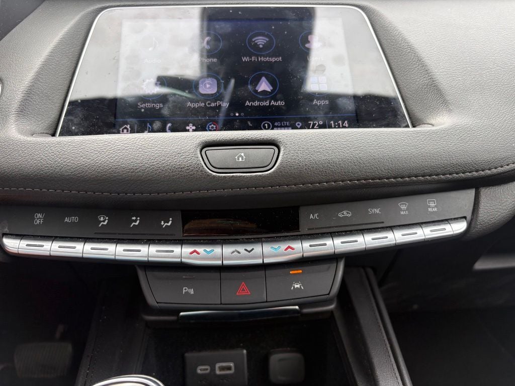 2023 Cadillac XT4 Premium Luxury