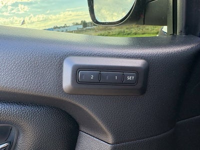 2017 Nissan Titan SL