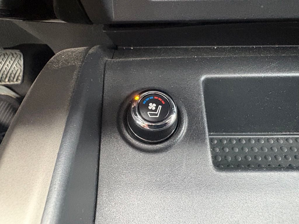 2023 Nissan Titan Platinum Reserve