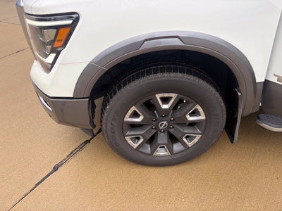 2023 Nissan Titan Platinum Reserve