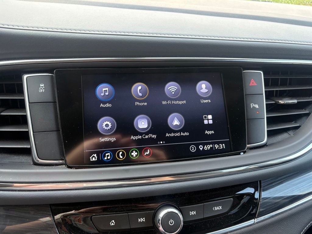 2021 Buick Enclave Essence