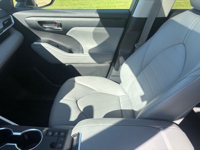 2024 Toyota Highlander XLE