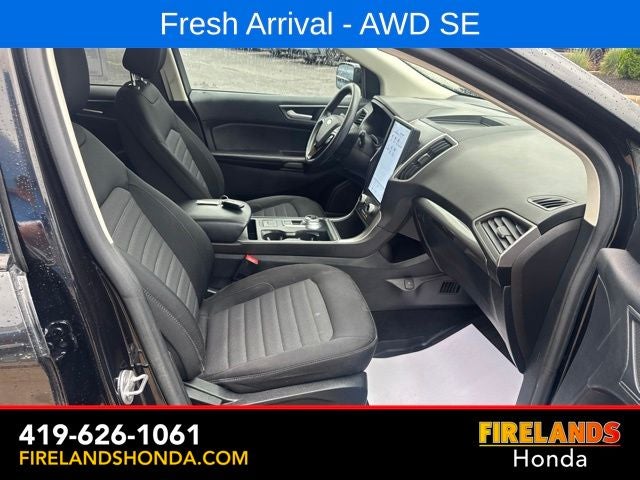 2022 Ford Edge SE