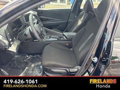 2025 Hyundai ELANTRA SEL Sport