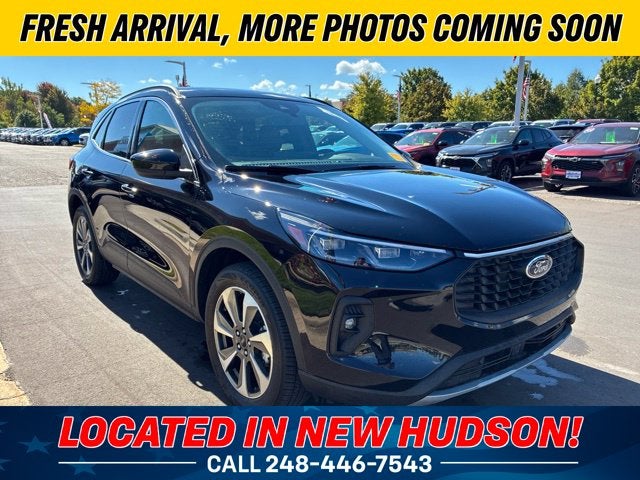 2025 Ford Escape Hybrid Platinum