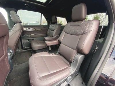 2025 Ford Explorer Platinum